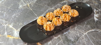 Запеченный ролл чикен хот - Доставка суши, роллов, пиццы в Новосибирске