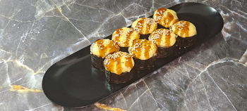 Запеченый ролл с лососем терияки - Доставка суши, роллов, пиццы в Новосибирске